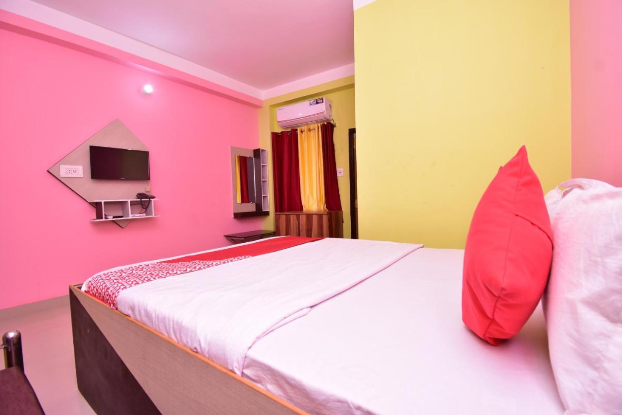 Oyo 16609 Trinayani Guest House Tarapith Exterior foto